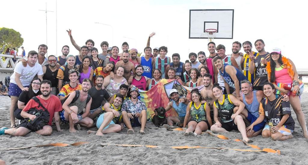 FINALIZARON LOS 2° JUEGOS NACIONALES DE PLAYA LGBT+ EN MADRYN