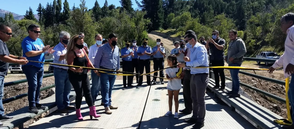 EL GOBIERNO DEL CHUBUT INAUGURÓ OBRAS Y FIRMÓ CONVENIOS EN EL ANIVERSARIO DE CARRENLEUFÚ