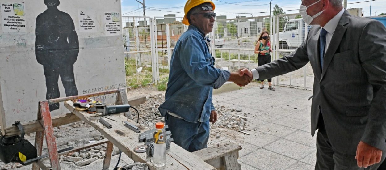 ARCIONI SUPERVISÓ OBRAS DE REFACCIÓN EN ESCUELAS DE TRELEW