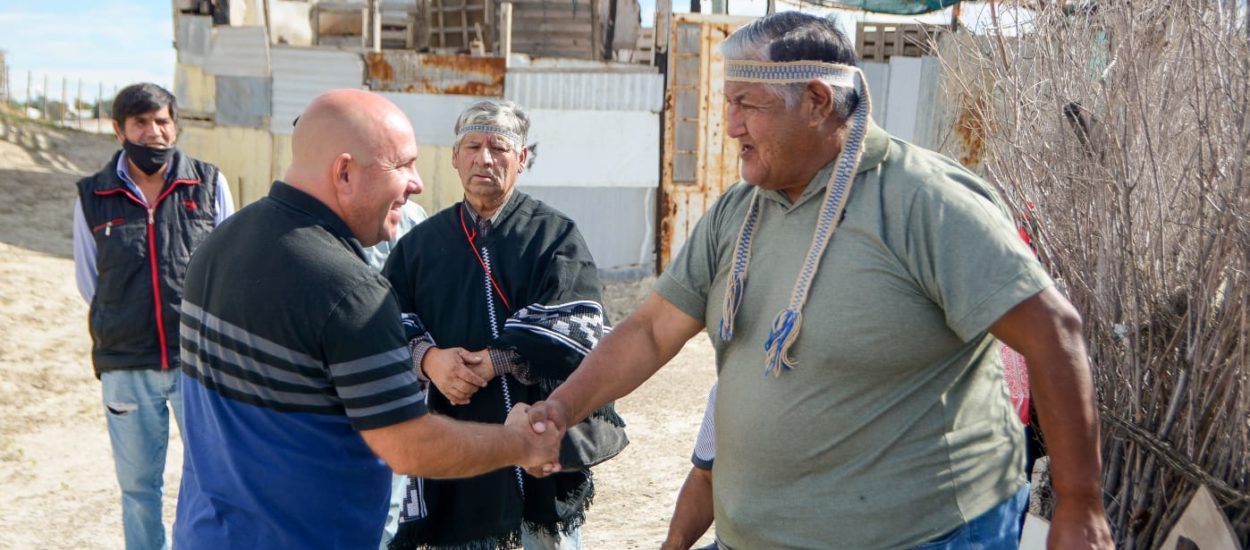 SASTRE SE REUNIÓ CON VECINOS DEL BARRIO COLONOS GALESES Y REPRESENTANTES DE LAS COMUNIDADES MAPUCHES Y TEHUELCHES PARA AVANZAR EN LA PUESTA EN VALOR DE LA “LOMA BLANCA”