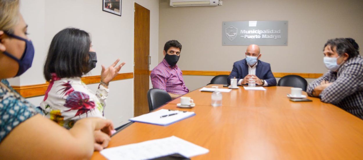 EL INTENDENTE SE REUNIÓ CON LAS AUTORIDADES DE LA ASOCIACIÓN PROTECOTRA DE ANIMALES Y ACORDÓ LA CONTINUIDAD DE TRABAJOS ARTICULADOS
