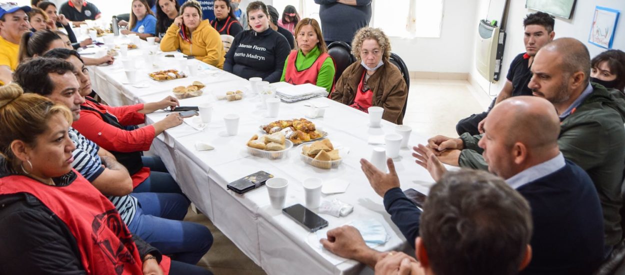 SASTRE SE REUNIÓ CON LOS REPRESENTANTES DE TODOS LOS MOVIMIENTOS SOCIALES DE MADRYN PARA FORTALECER LOS TRABAJOS CONJUNTOS