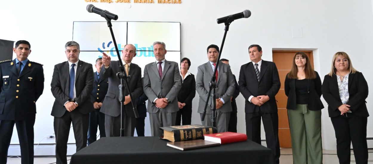 ARCIONI PUSO EN FUNCIONES A LOS NUEVOS SUBSECRETARIOS DEL MINISTERIO DE SEGURIDAD
