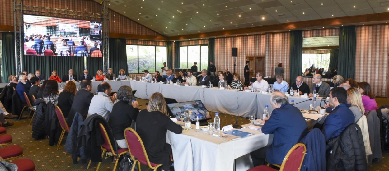 CHUBUT PARTICIPÓ DE LA 117º EDICIÓN DEL CONSEJO FEDERAL EDUCATIVA EN USHUAIA