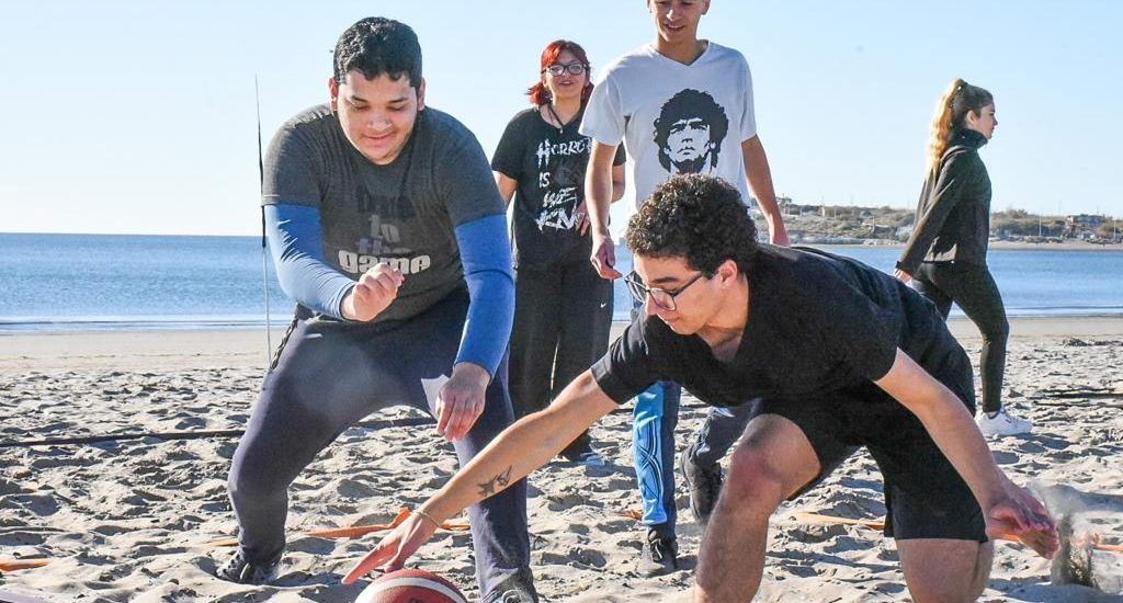 SE DESARROLLA EL ENCUENTRO DE DEPORTES DE ARENA DE LAS ESCUELAS MADRYNENSES