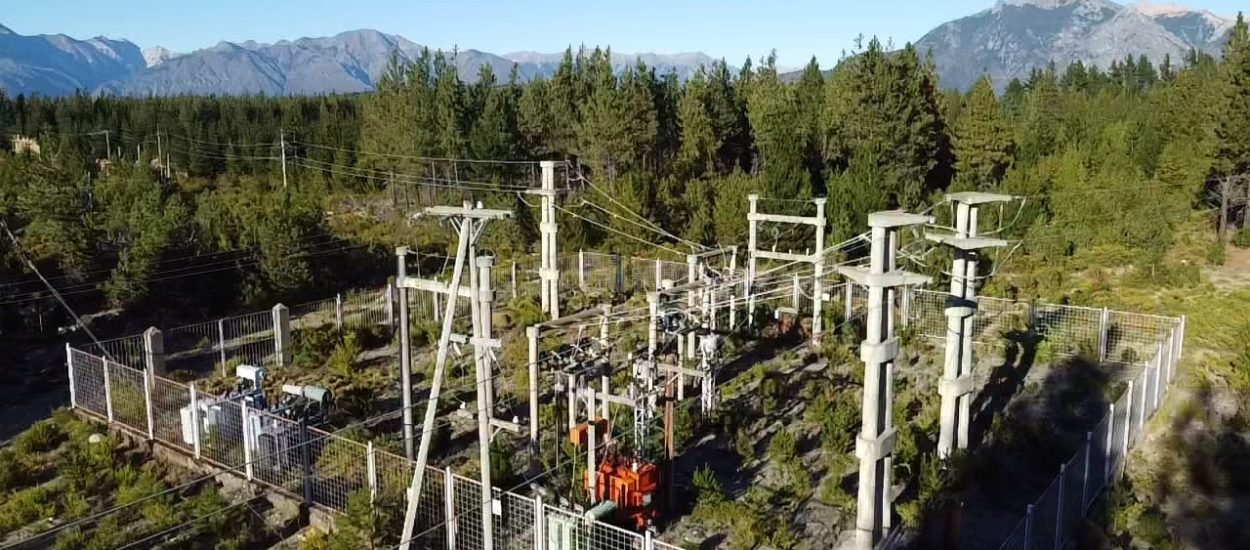 LA AMPLIACIÓN DEL ABASTECIMIENTO ELÉCTRICO EN LA COMARCA ANDINA BENEFICIARÁ A MÁS DE 50.000 HABITANTES