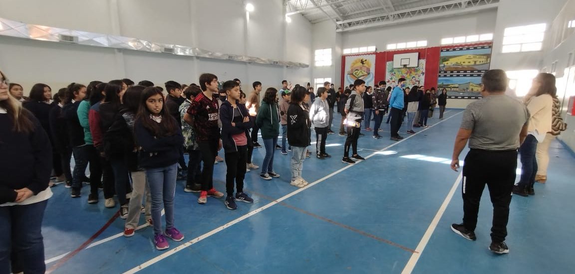 EL GOBIERNO DE LA PROVINCIA RECORRIÓ ESCUELAS SECUNDARIAS DE LA REGIÓN V