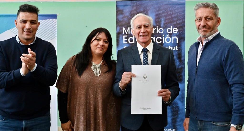 ARCIONI ENCABEZÓ LA APERTURA DEL INSTITUTO DE EDUCACIÓN SUPERIOR N° 819 Y ANUNCIÓ LA PRIMERA ESCUELA TÉCNICA PARA SARMIENTO