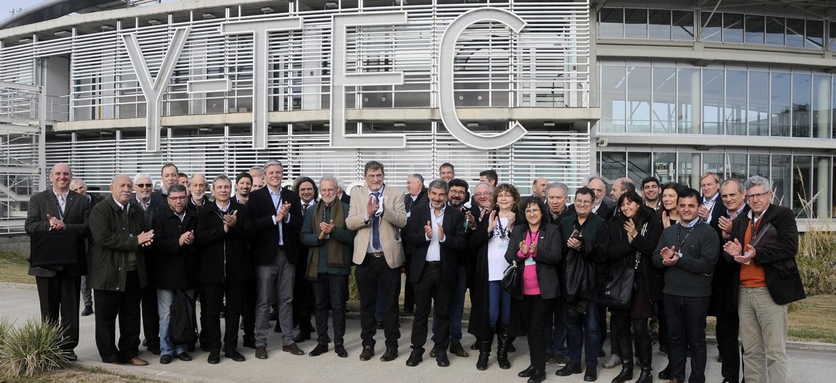 DECANA DE UTN CHUBUT PARTICIPÓ DE LA FIRMA DEL CONVENIO MARCO DE COLABORACIÓN DE LA UNIVERSIDAD CON Y-TEC