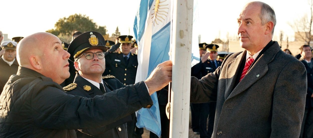 PUERTO MADRYN: EL GOBIERNO DEL CHUBUT RECORDÓ A LOS POLICÍAS CAÍDOS EN CUMPLIMIENTO DEL DEBER