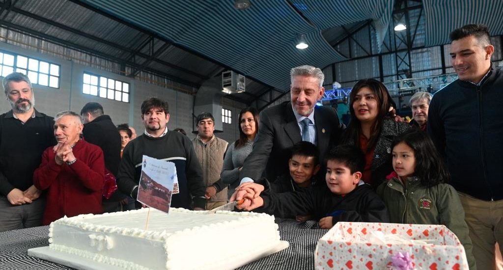 Arcioni encabezó el 108° aniversario de Facundo y anunció una Estación de Servicio para la comuna