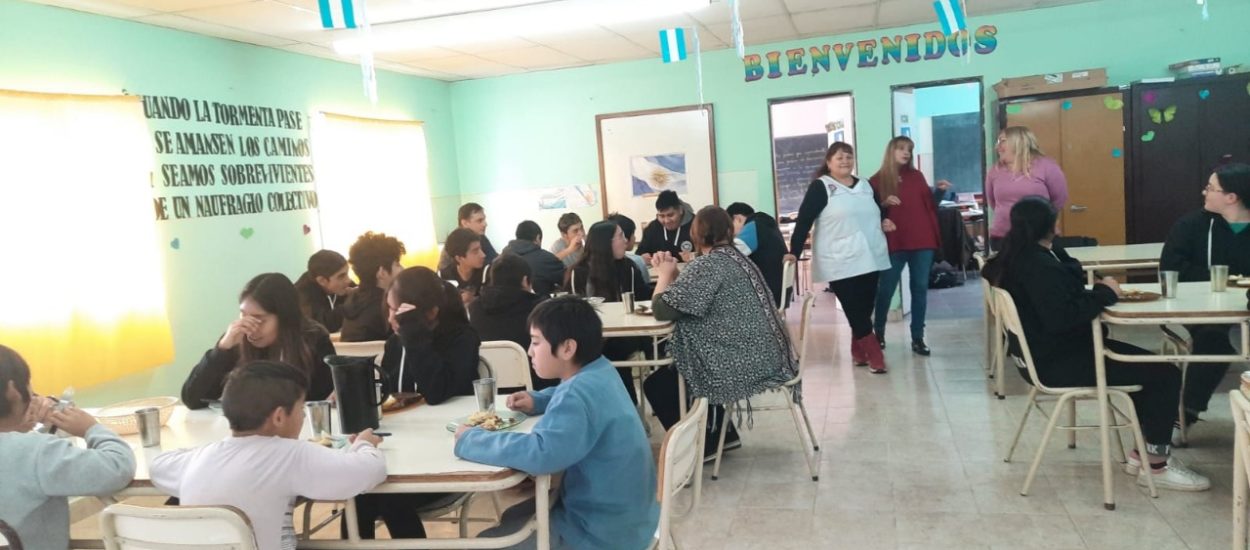Funcionarios del Ministerio de Educación recorrieron escuelas de la Región IV