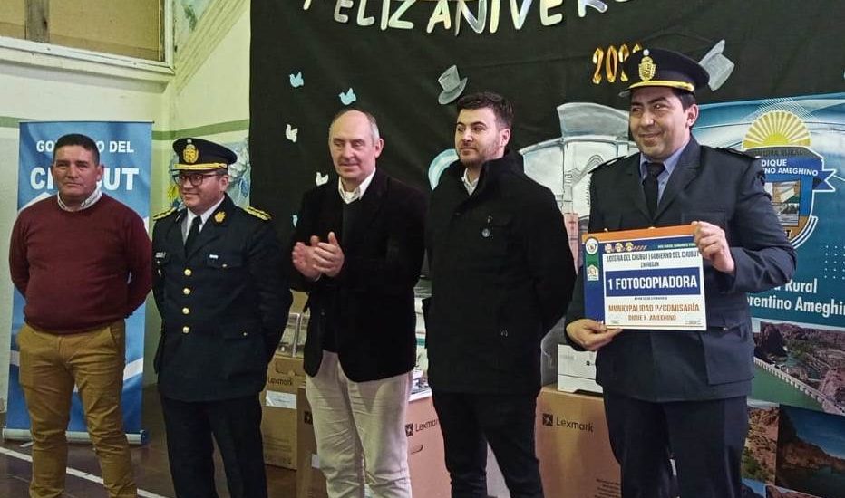 Con firmas de convenios y entrega de aportes, el Gobierno participó de los festejos por el 71° Aniversario del Dique Florentino Ameghino 