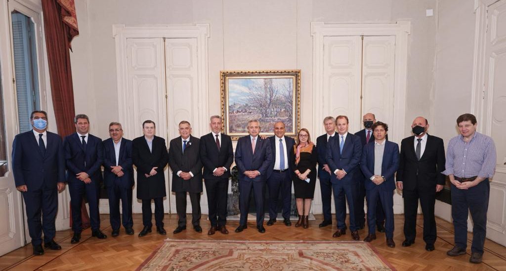 Arcioni participó de la reunión con Alberto Fernández y los gobernadores