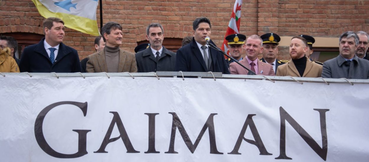 El Gobierno del Chubut participó del 147° aniversario de Gaiman con firma de convenios y entrega de aportes económicos