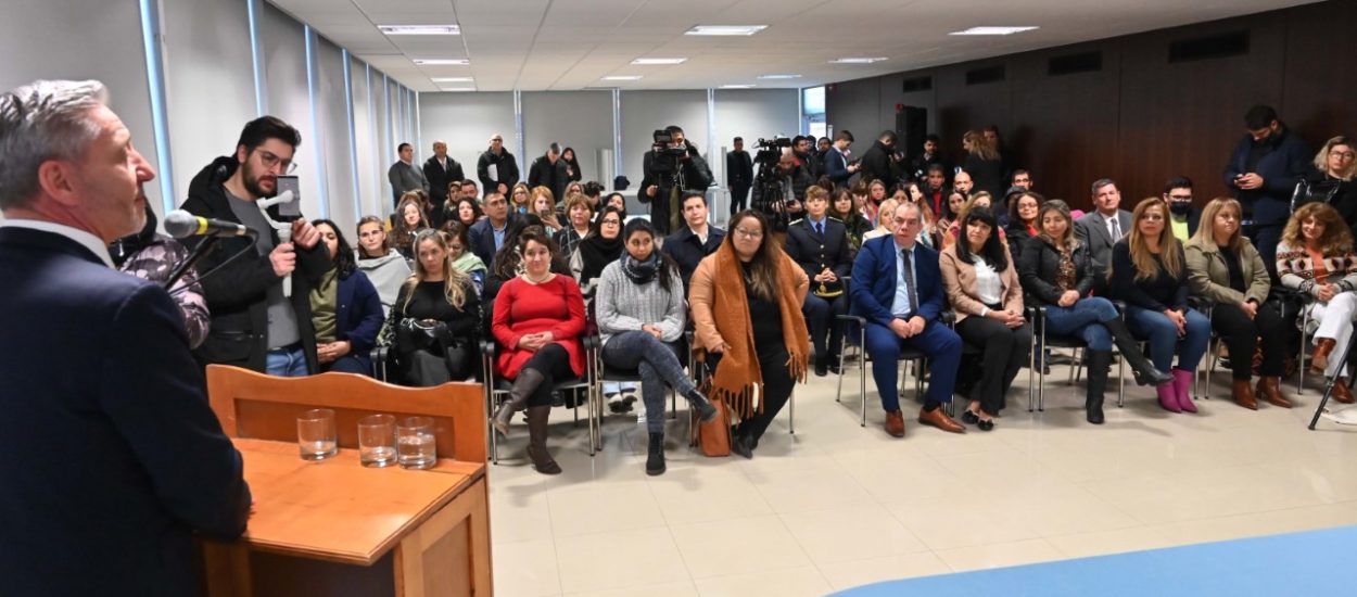 Arcioni anunció la creación de la Subsecretaría de Políticas de Género y Diversidad
