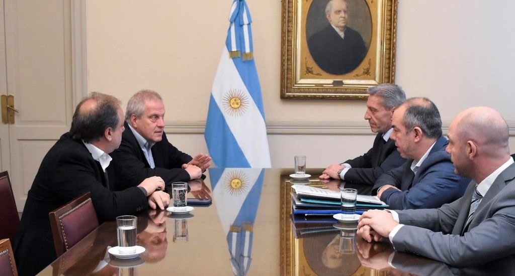 Arcioni se reunió en Buenos Aires con el Ministro de Educación de la Nación