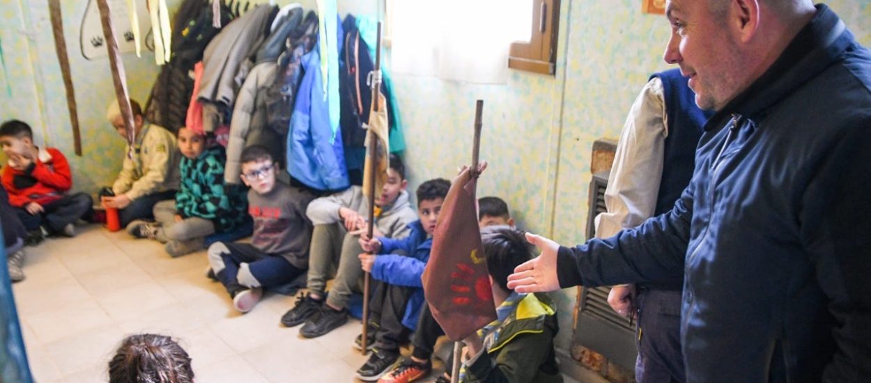 SASTRE VISITÓ AL GRUPO SCOUT ALMIRANTE S. R. STORNI Y DESTACÓ EL TRABAJO SOCIAL QUE SE REALIZA EN EL ESPACIO