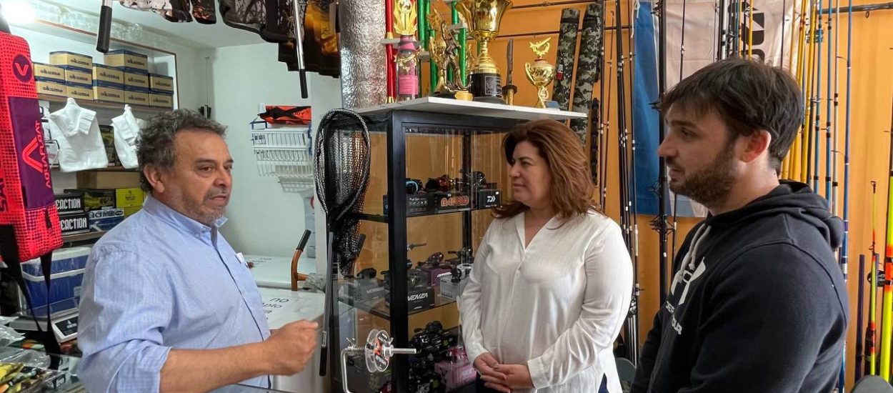 “Nacho” Torres y Ana Clara Romero visitaron a comerciantes comodorenses