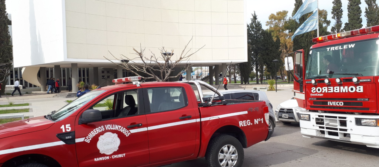 PRESENTARON EN LEGISLATURA LA NUEVA LEY PROVINCIAL DE BOMBEROS