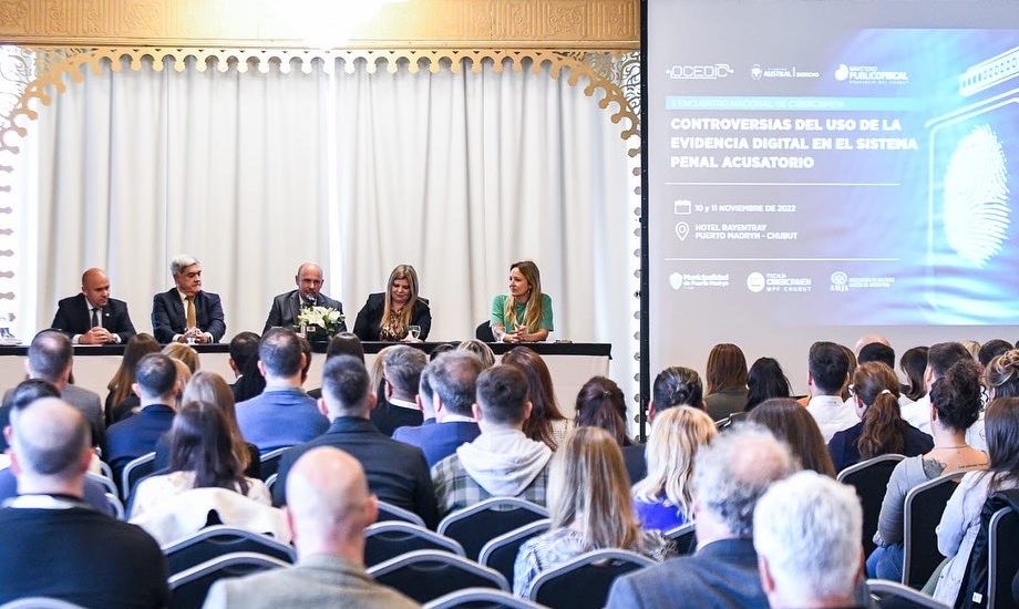 EL VICEGOBERNADOR Y EL INTENDENTE ENCABEZARON EL LANZAMIENTO DEL II ENCUENTRO NACIONAL DE CIBERCRIMEN