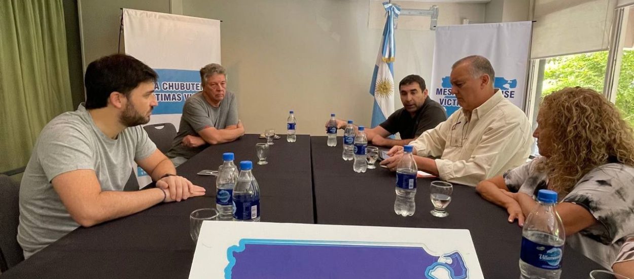 “Nacho” Torres se reunió con integrantes de la Mesa Chubutense de Víctimas Viales