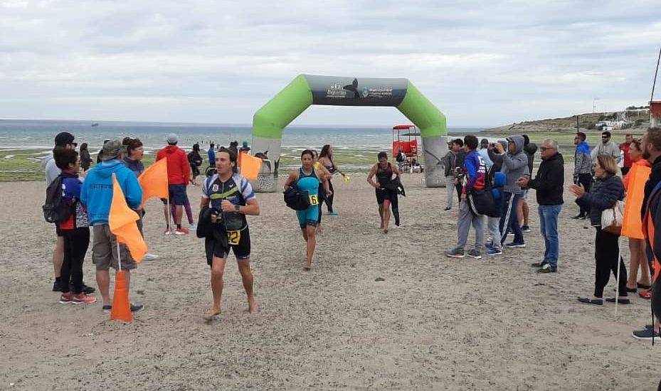 LA TEMPORADA DE TRIATLÓN SE INICIA ESTE DOMINGO EN LAS COSTAS DE MADRYN