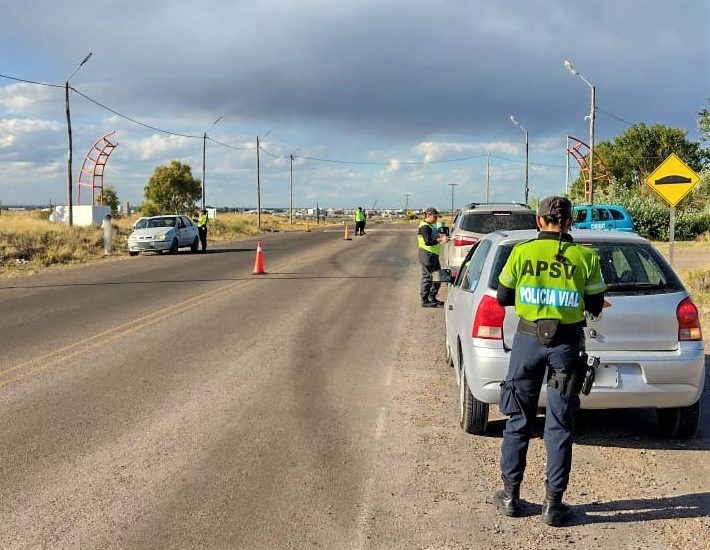 Seguridad Vial: 76 conductores alcoholizados fueron retirados de la vía pública durante el fin de semana largo en Chubut