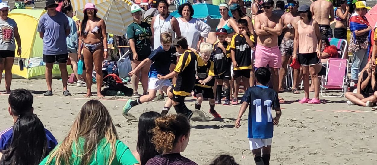 Rada Tilly: El Gobierno Provincial acompañó la XIV edición del torneo de fútbol playero 2023