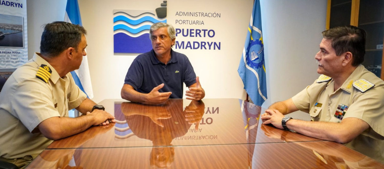 ENRIQUE CALVO RECIBIÓ AL FLAMANTE DIRECTOR DE REGIÓN SUR DE LA PREFECTURA NAVAL ARGENTINA