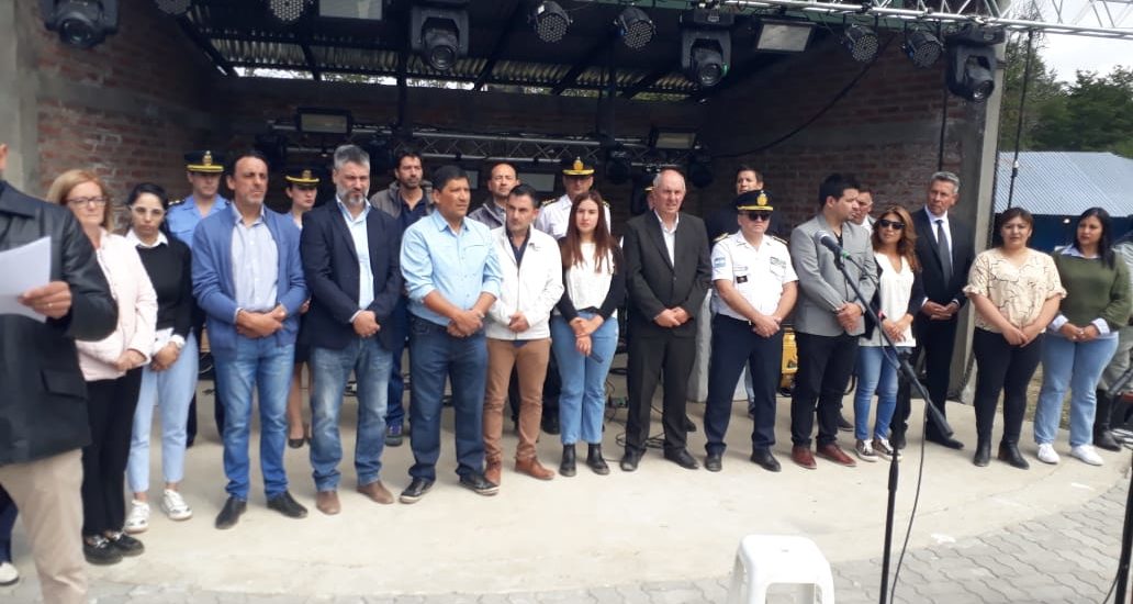 Con importantes entregas, aportes y compromiso de obras, el Gobierno del Chubut acompañó la 24° Fiesta Provincial de la Cordillera en Atilio Viglione