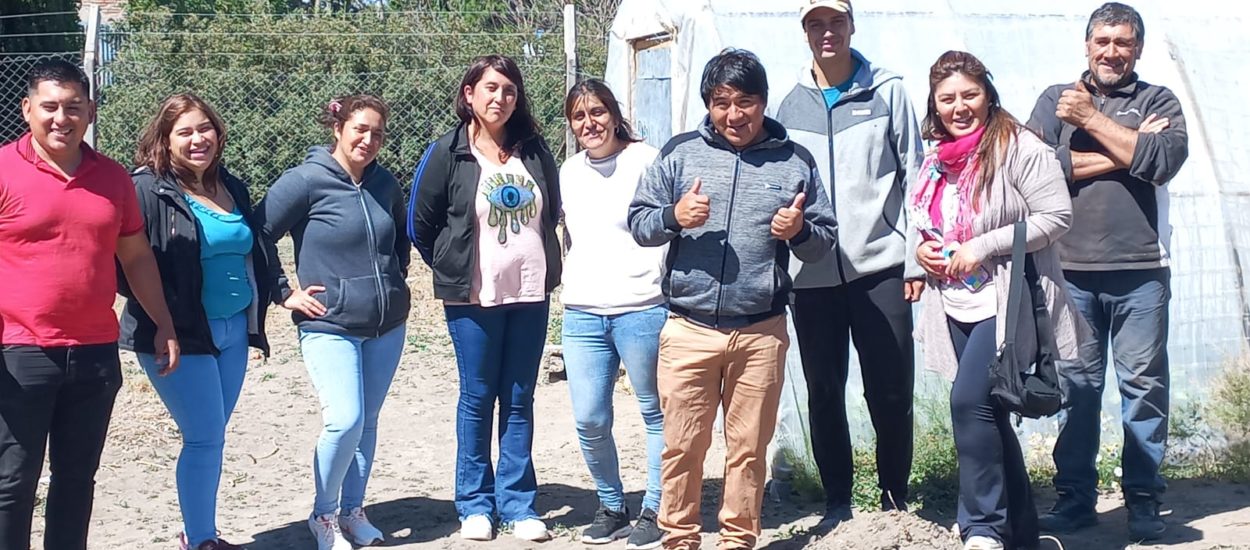 Lago Blanco: Provincia dictó un taller de producción frutihortícola y buenas prácticas agrícolas