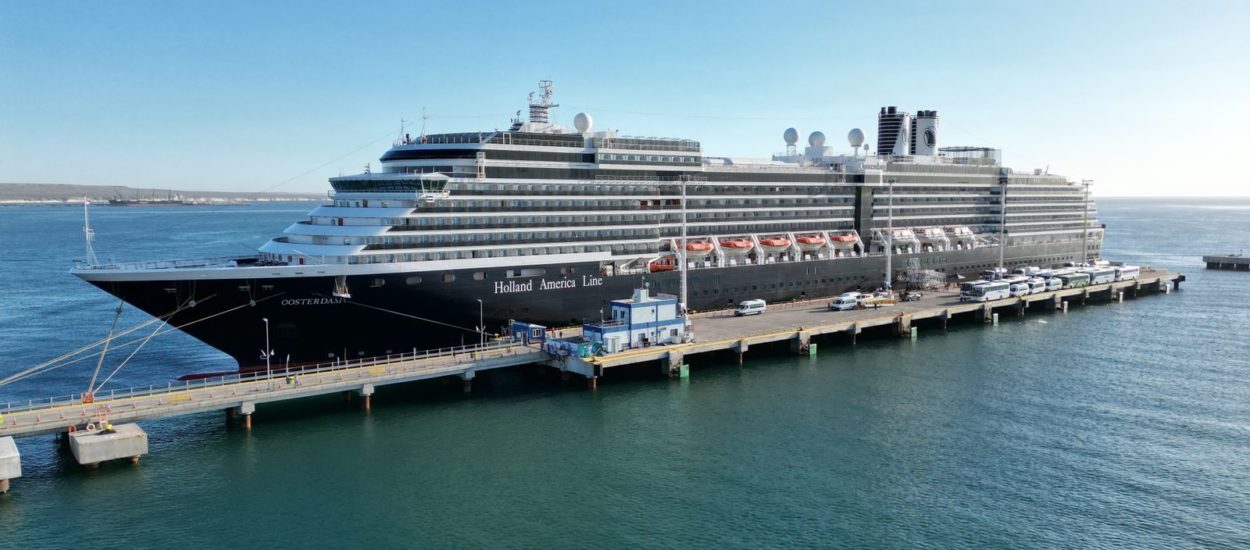LLEGÓ A NUESTRA CIUDAD EL CRUCERO Oosterdam
