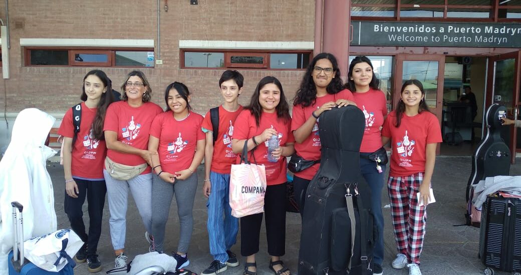 INTEGRANTES DE LA ORQUESTA MUNICIPAL INFANTO JUVENIL PARTICIPAN DEL FESTIVAL FEDERAL