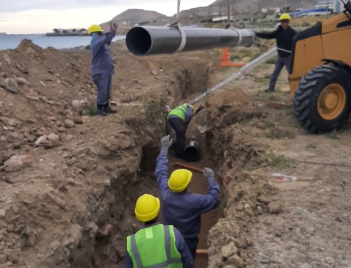 Provincia comenzó la construcción del Sistema Cloacal y Emisario Submarino en la zona norte de Comodoro Rivadavia