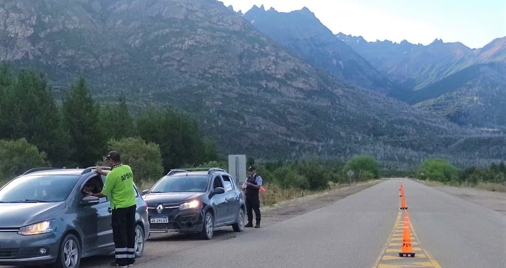 Seguridad Vial: 61 conductores retirados de la vía pública y más de 9 mil vehículos controlados durante el fin de semana en Chubut