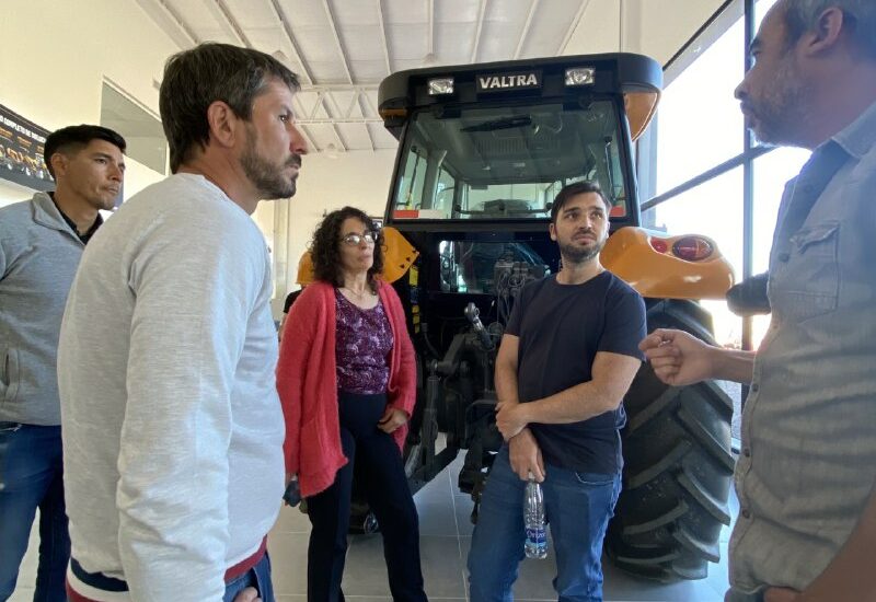 Torres y Merino recorrieron las nuevas instalaciones de ARHA en el Parque Industrial de Trelew