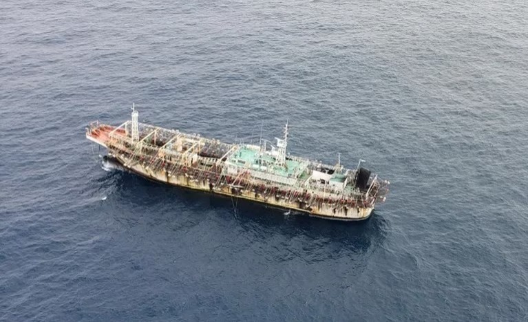 Los buques que pescan fuera de la ZEEA no nos están robando a los argentinos
