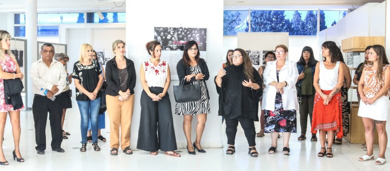 8M: El Gobierno del Chubut inauguró la muestra “Nosotras estábamos ahí, mujeres en acción colectiva”