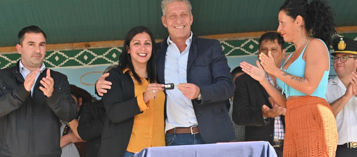 Con importantes aportes y anuncios de obras para Buen Pasto, Arcioni encabezó el acto central de la 2° Fiesta Provincial del Pialador 