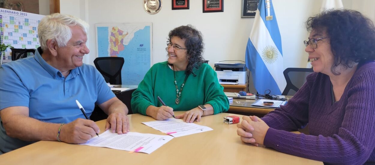 UTN CHUBUT Y CIMA FIRMARON CONVENIO DESTINADO A FORTALECER EL CLUB TECNOLÓGICO. 