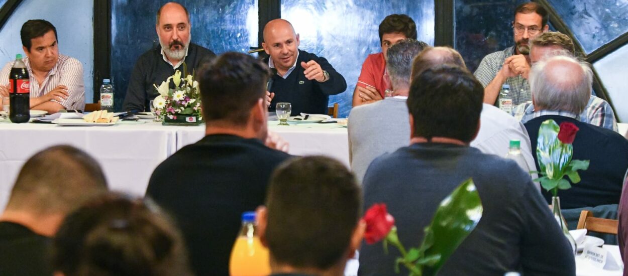 SASTRE COMPARTIÓ UNA NUEVA CENA CON MÁS DE 50 COMERCIANTES PARA FORTALECER LOS TRABAJOS MANCOMUNADOS CON EL SECTOR PRIVADO