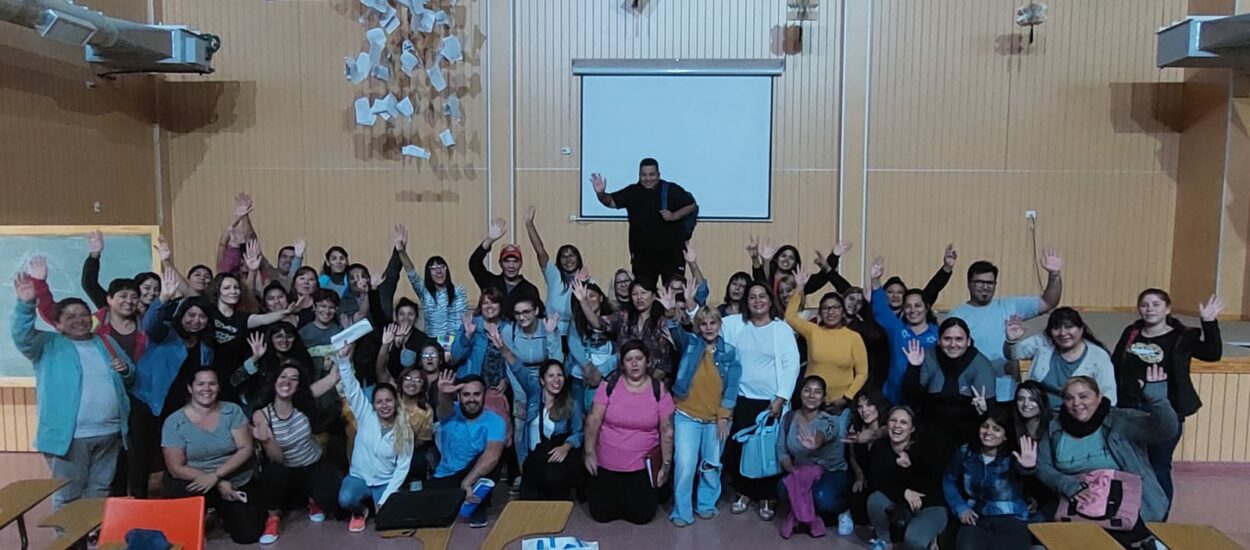Con más de 350 participantes, en siete localidades de la Provincia se dictan cursos de Cuidados Domiciliarios