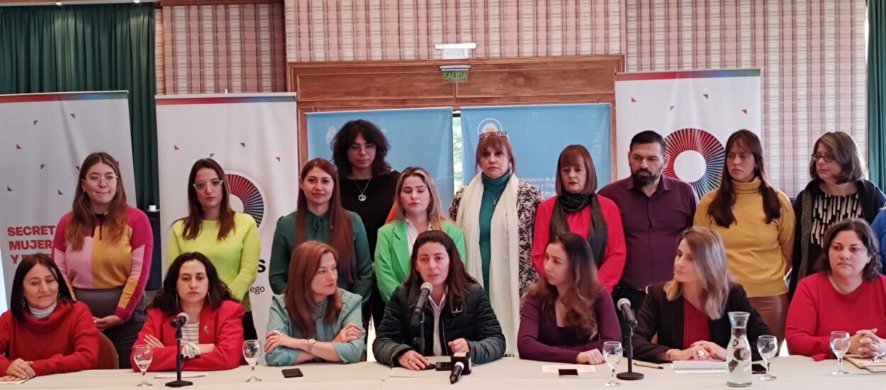 Chubut participa del Consejo Federal del Ministerio de las Mujeres, Género y Diversidad que se realiza en Tierra del Fuego