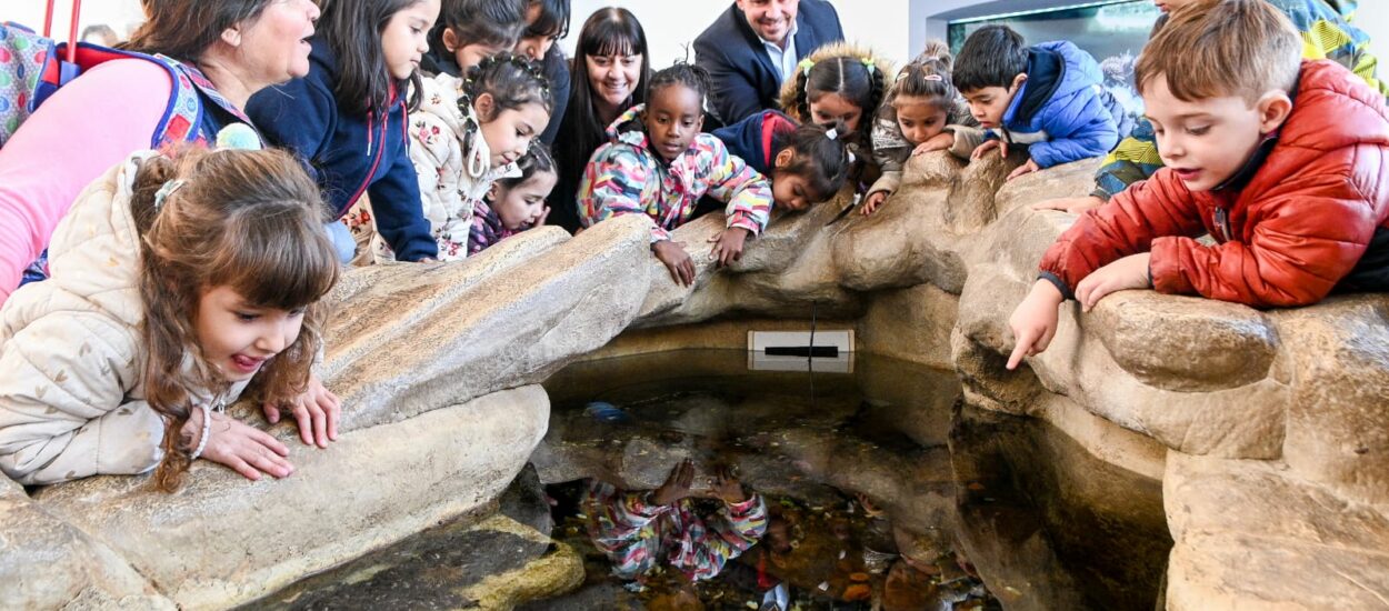 EL INTENDENTE PRESENTÓ EL PROGRAMA EDUCATIVO “VOLVERSE AZUL”