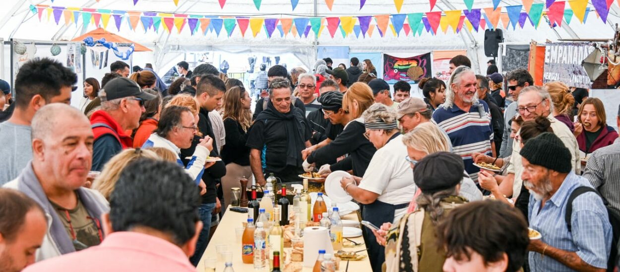 QUEDÓ INAUGURADA LA XIX EDICIÓN DE LA FERIA DE LOS PESCADORES ARTESANALES “JOSÉ MARÍA LOBO ORENSANZ”