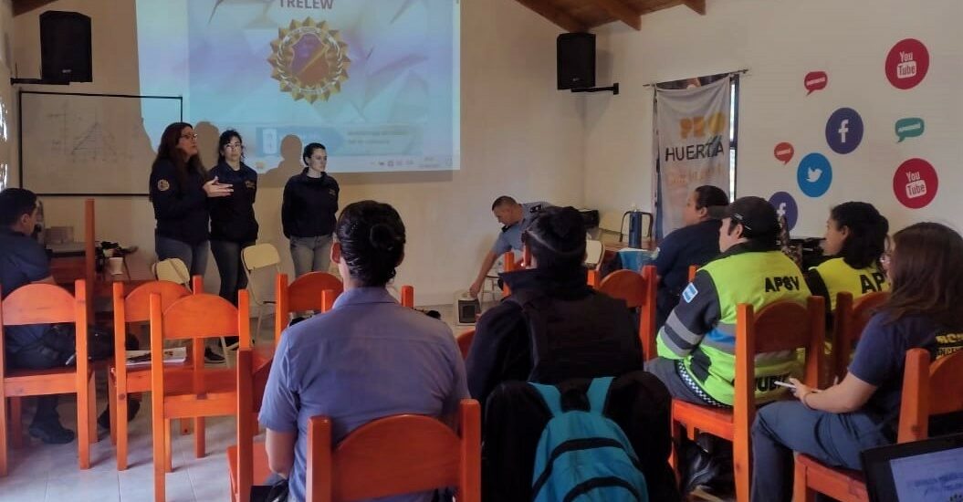 La Policía del Chubut capacitó a distintas instituciones de Paso de Indios en técnicas de investigación criminal