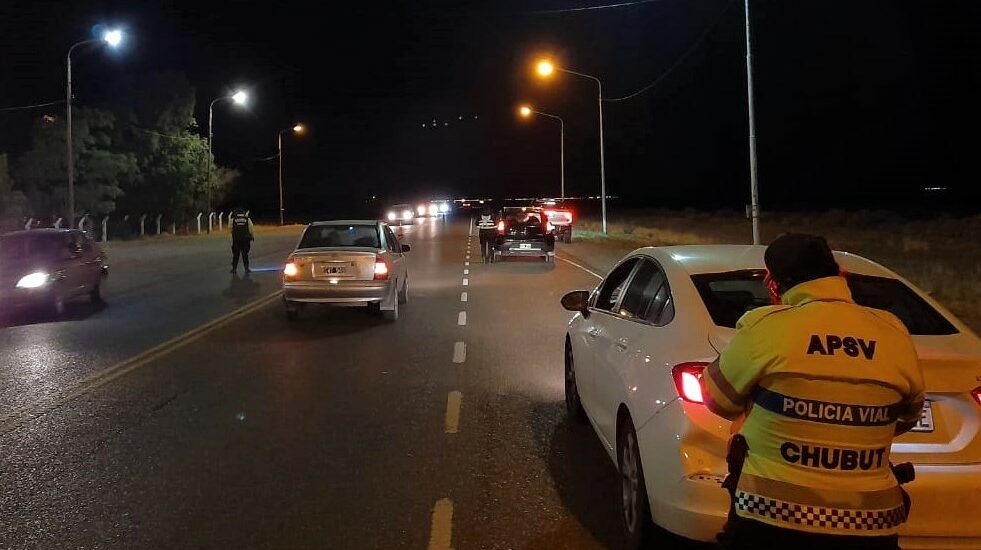 Seguridad Vial: 59 conductores retirados de la vía pública y más de 11 mil vehículos controlados durante el fin de semana en Chubut