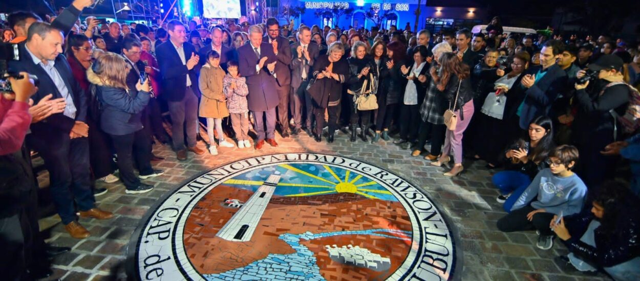 Arcioni y Biss inauguraron la remodelación integral de la Plaza Guillermo Rawson