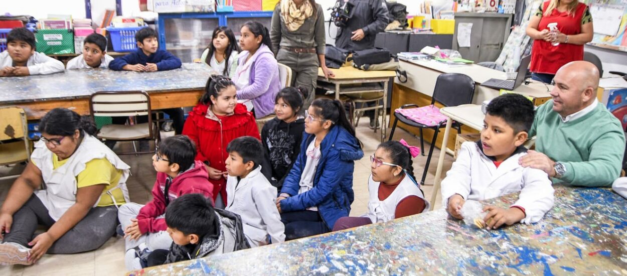 SASTRE PRESENTÓ LA 18ª EDICIÓN DEL PROGRAMA “LOS CHICOS DE MADRYN RECIBEN A LAS BALLENAS”